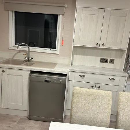 Stunning Mini Lodge With Sea View Filey Exterior photo